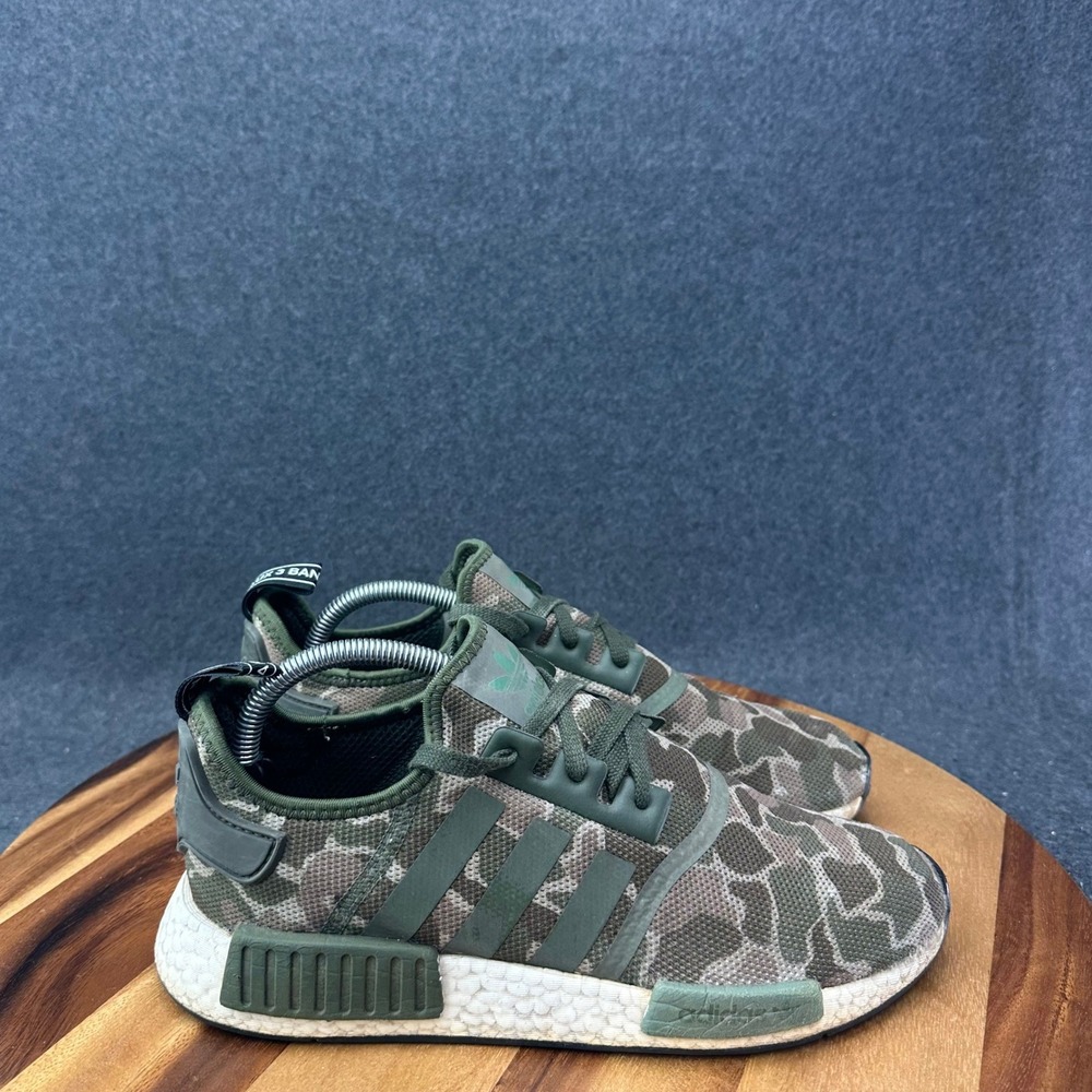 Adidas NMD R1 Shoes Mens Size 8.5 Green Duck Camo Boost Running Sneakers D96617